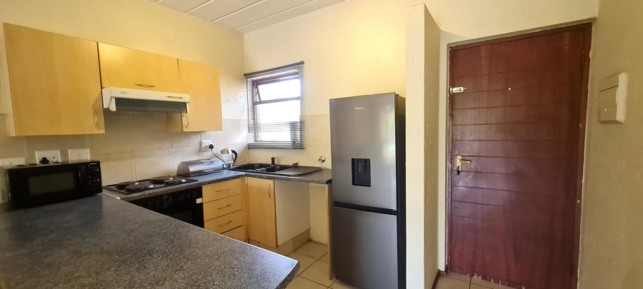 1 Bedroom Property for Sale in Pineslopes Gauteng