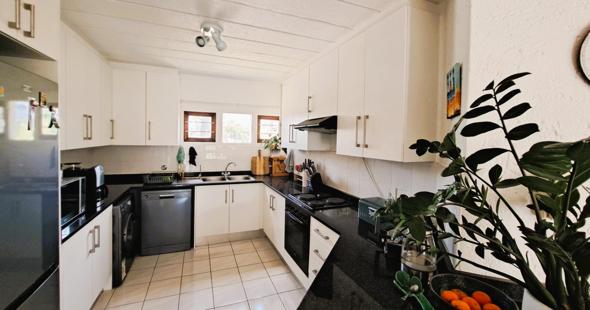 2 Bedroom Property for Sale in Sandown Gauteng