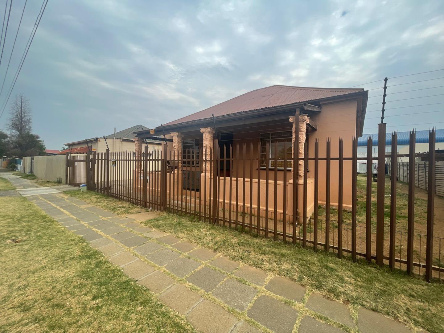 3 Bedroom Property for Sale in West Krugersdorp Gauteng