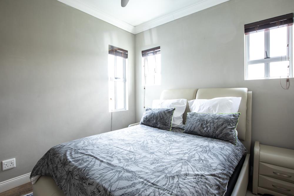 6 Bedroom Property for Sale in Zwavelpoort Gauteng