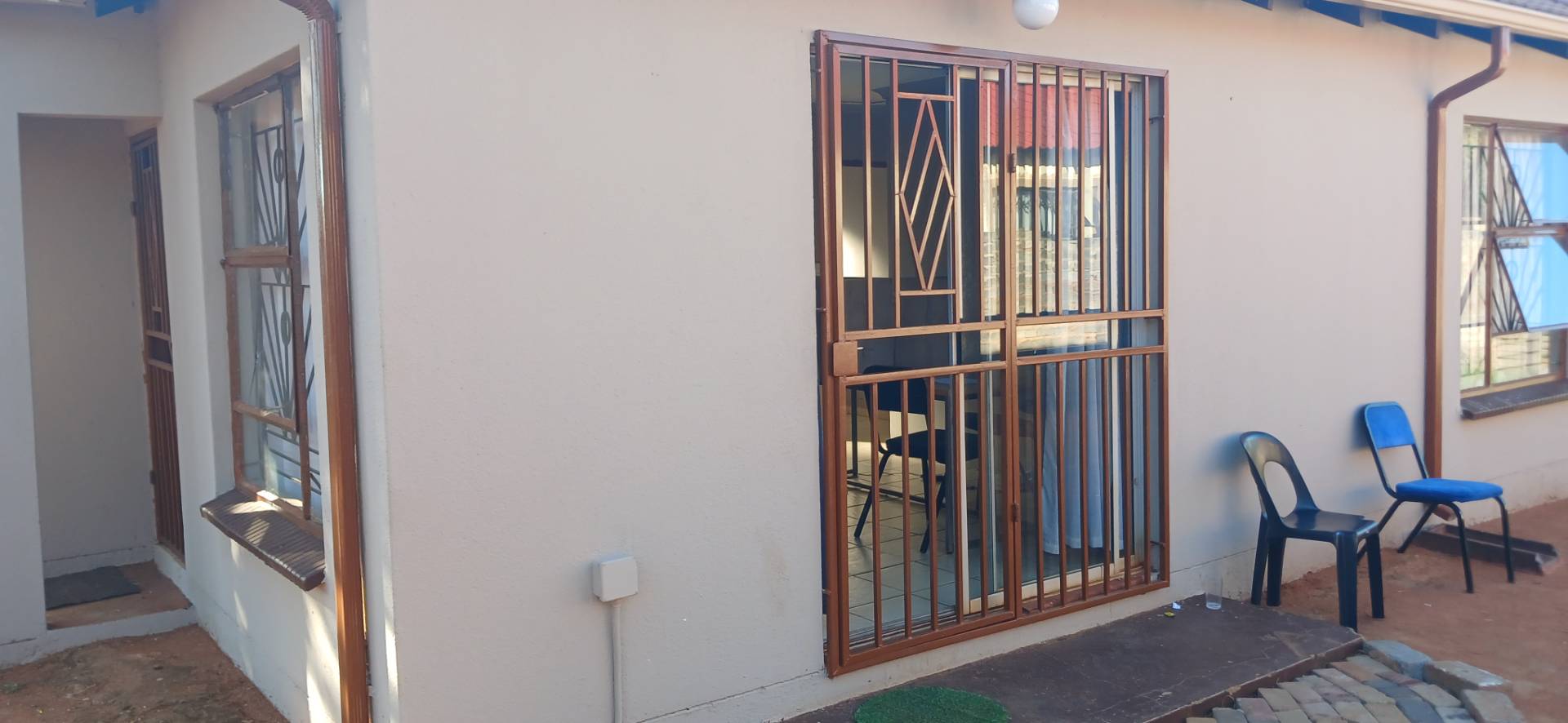 2 Bedroom Property for Sale in The Orchards Gauteng