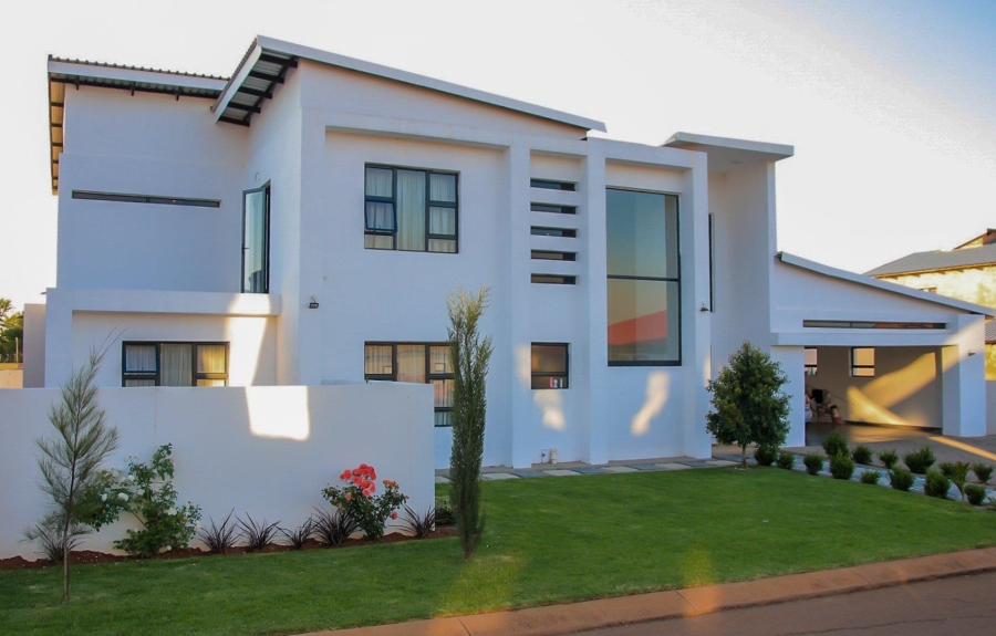 4 Bedroom Property for Sale in The Orchards Gauteng