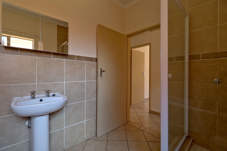 To Let 2 Bedroom Property for Rent in Montana Gauteng