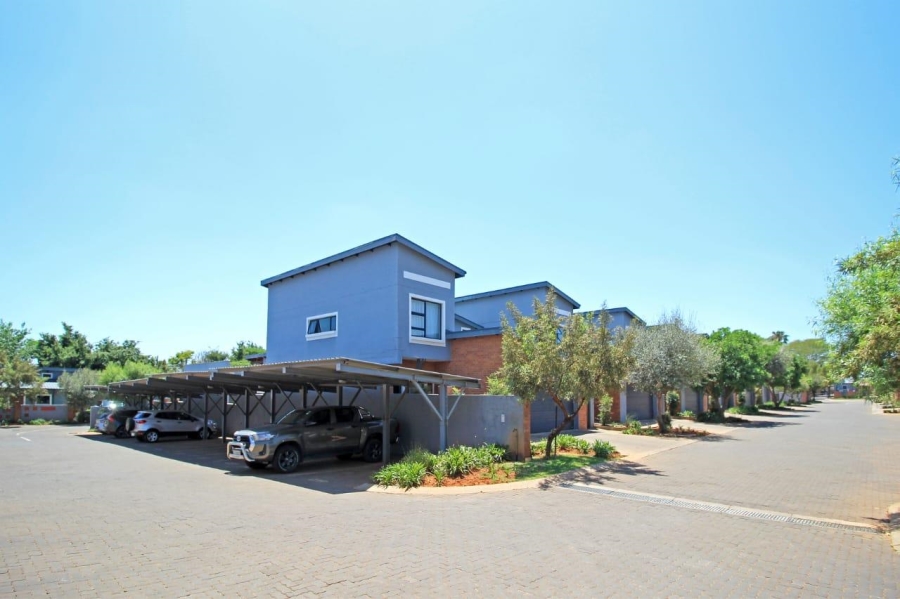 2 Bedroom Property for Sale in Montana Gauteng