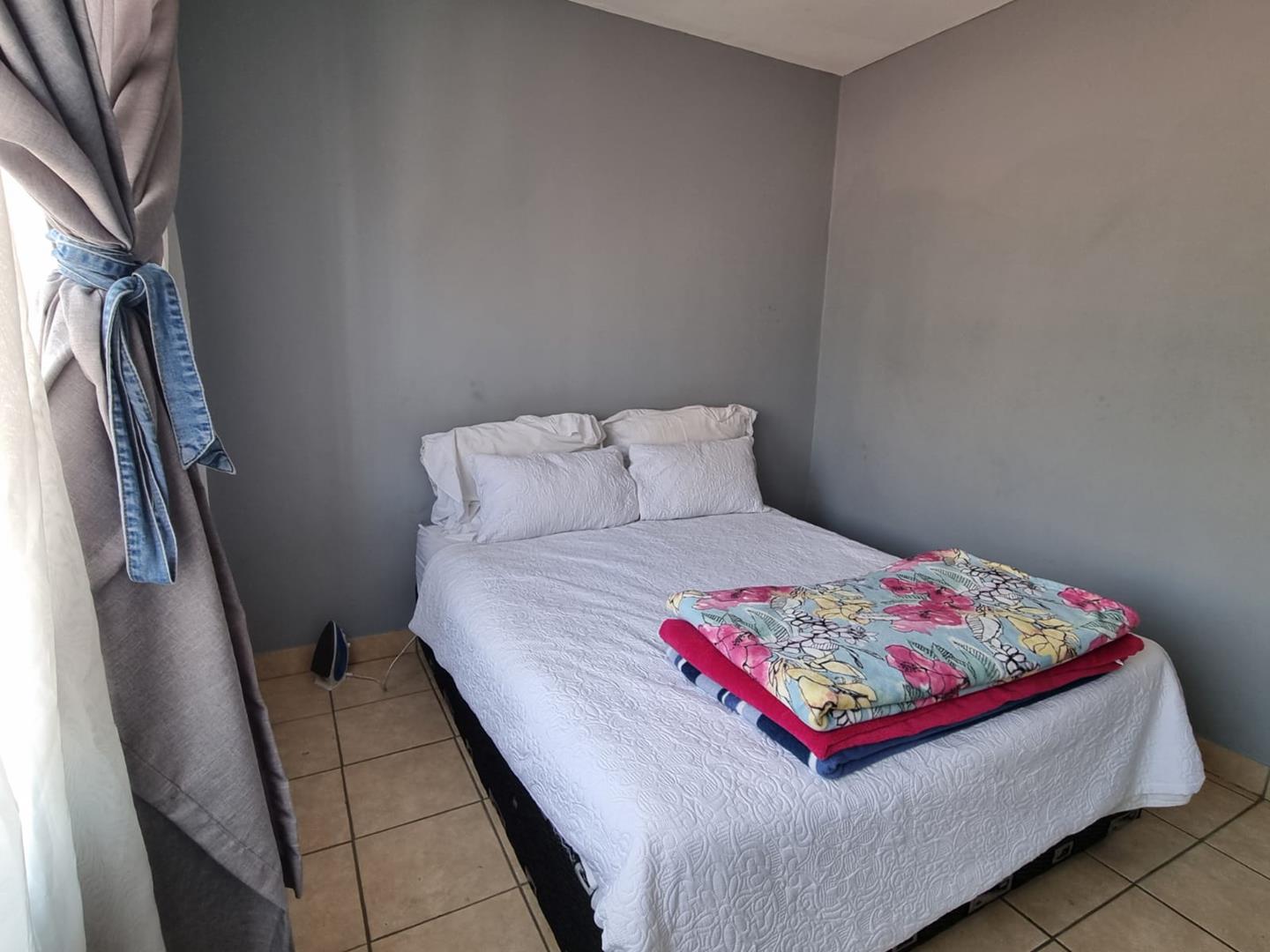 2 Bedroom Property for Sale in Vorna Valley Gauteng