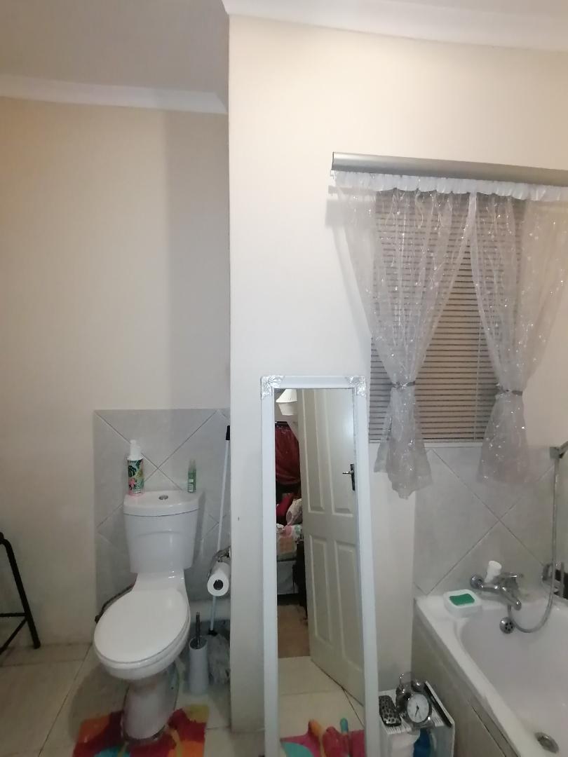 To Let 1 Bedroom Property for Rent in Norkem Park Gauteng