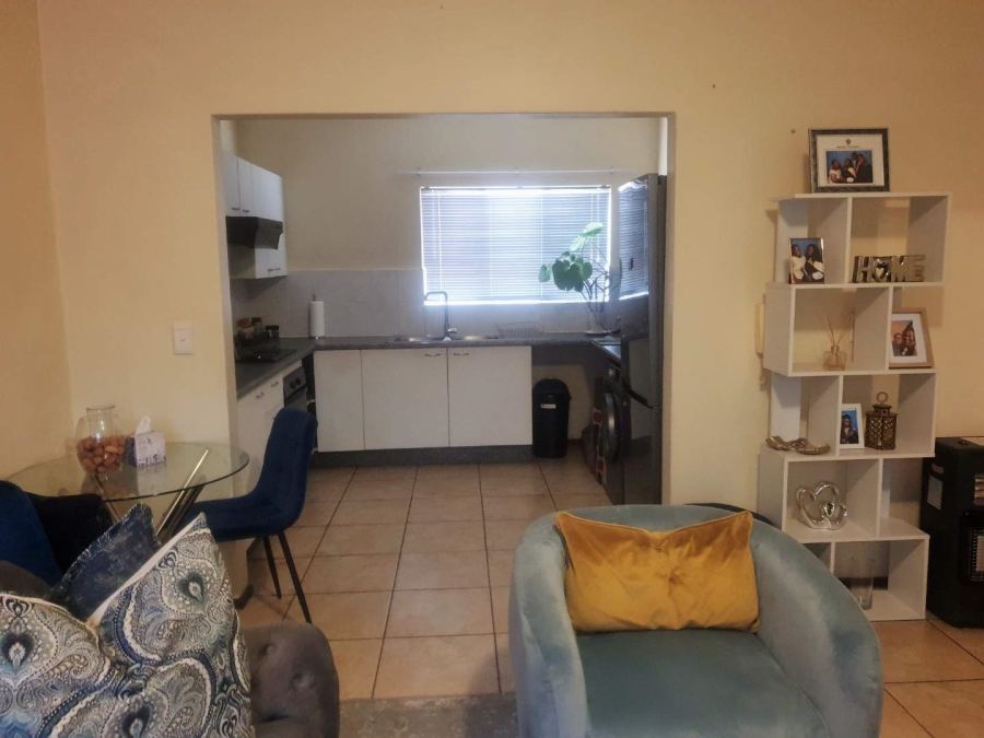 To Let 2 Bedroom Property for Rent in Wilgeheuwel Gauteng