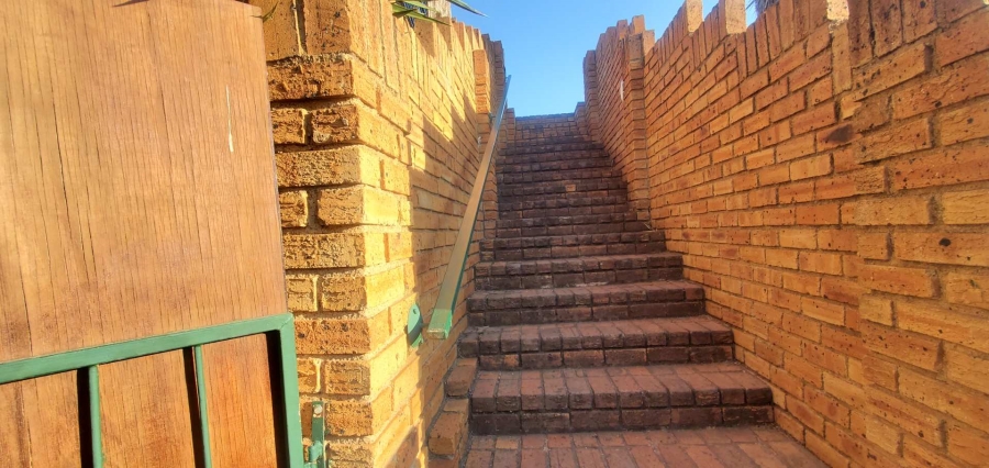 To Let 3 Bedroom Property for Rent in Rant En Dal Gauteng