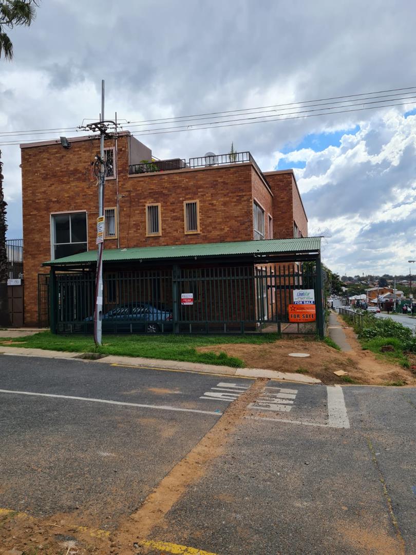 Commercial Property for Sale in Rosettenville Gauteng