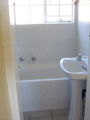 To Let 2 Bedroom Property for Rent in Garsfontein Gauteng