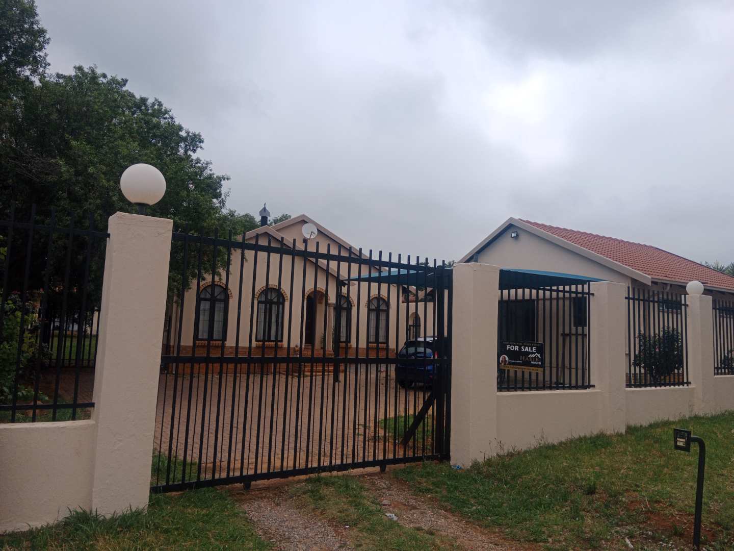 5 Bedroom Property for Sale in Suideroord Gauteng