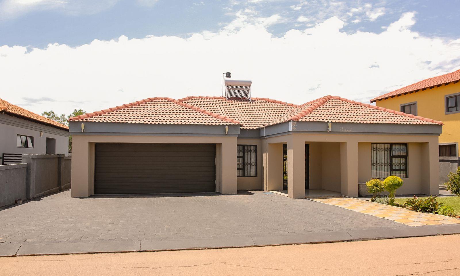 4 Bedroom Property for Sale in The Orchards Gauteng