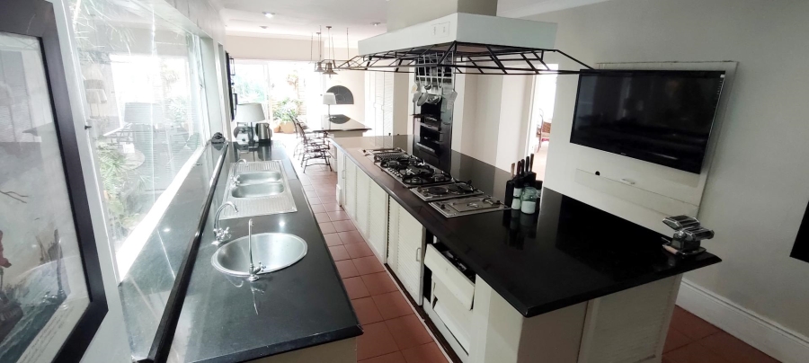 5 Bedroom Property for Sale in Muckleneuk Gauteng