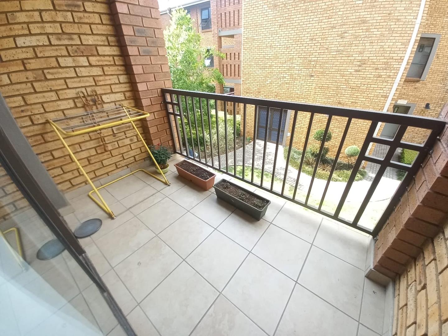 1 Bedroom Property for Sale in Brentwood Park Gauteng