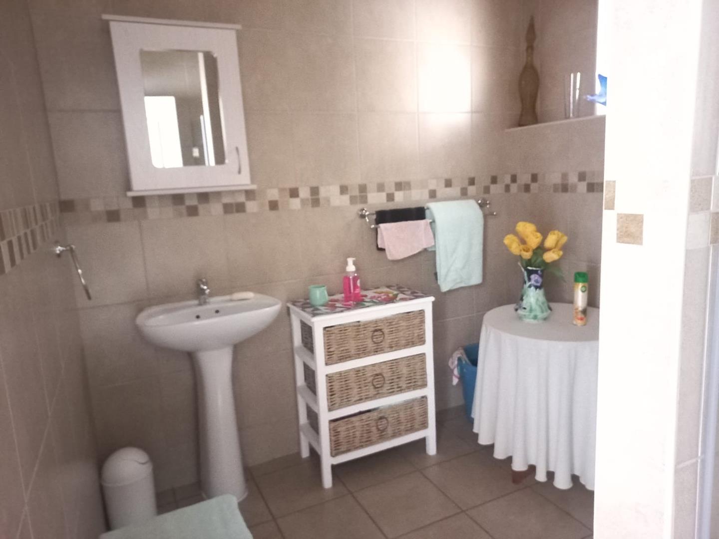 1 Bedroom Property for Sale in Brentwood Park Gauteng