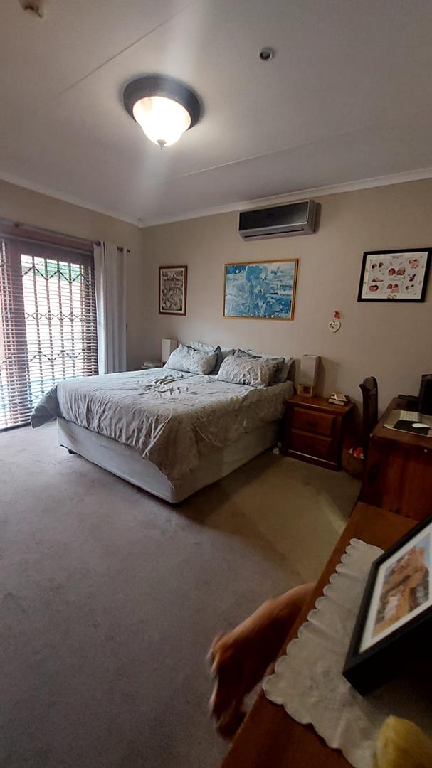 3 Bedroom Property for Sale in Bronberg Gauteng