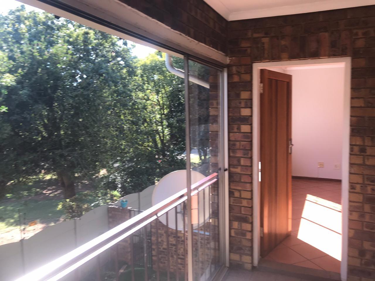 2 Bedroom Property for Sale in New Redruth Gauteng