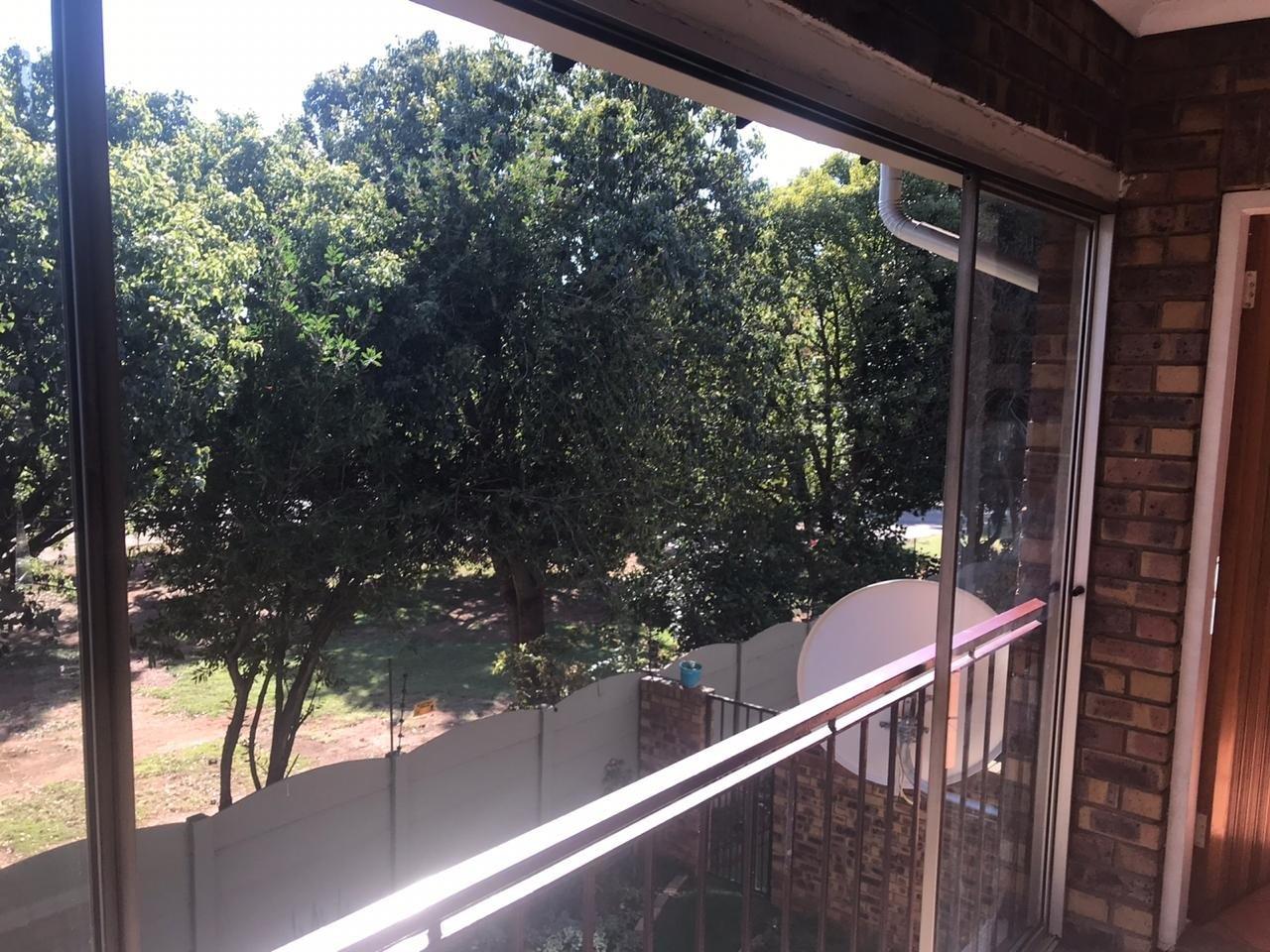 2 Bedroom Property for Sale in New Redruth Gauteng