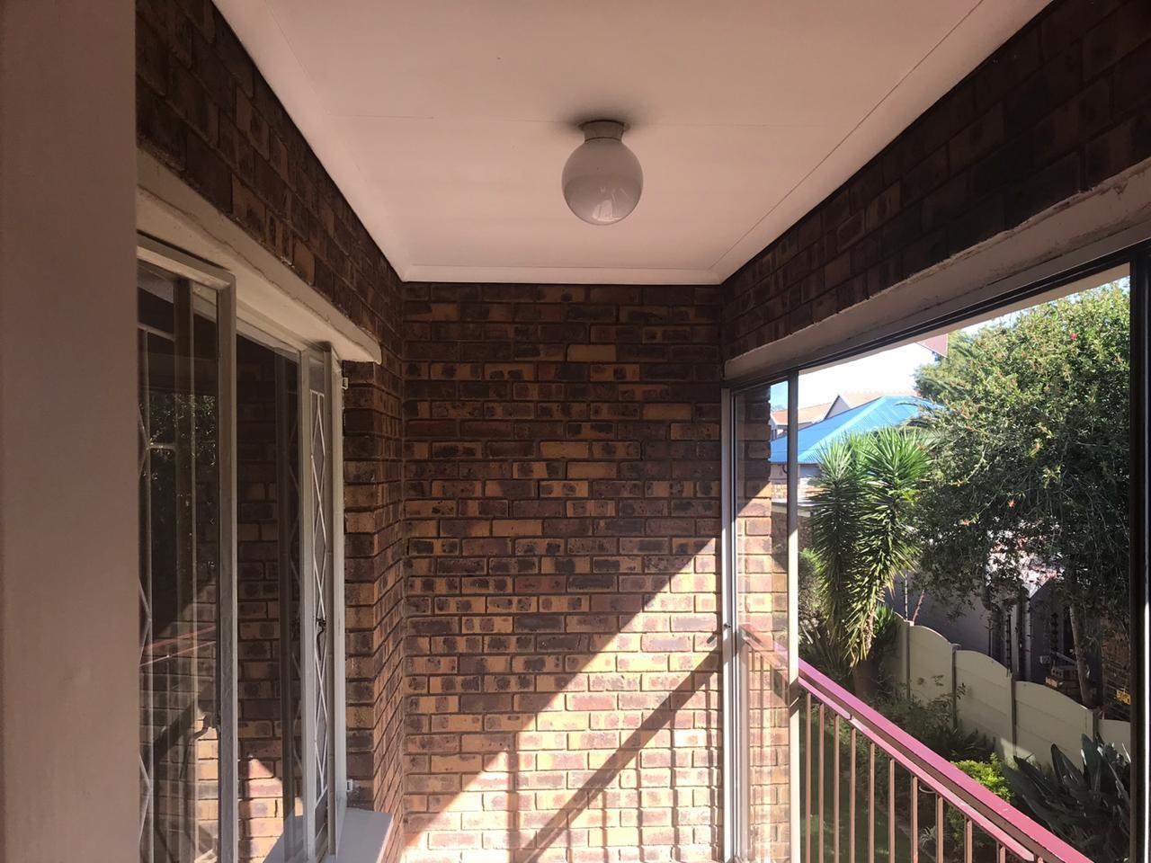 2 Bedroom Property for Sale in New Redruth Gauteng