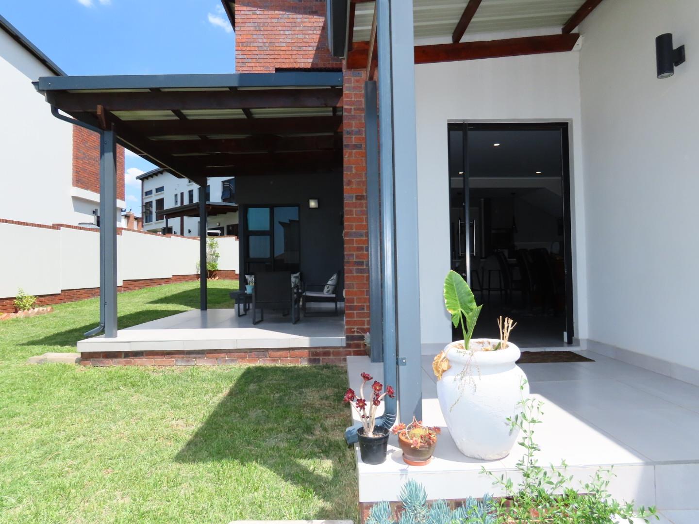 3 Bedroom Property for Sale in Maroeladal Gauteng