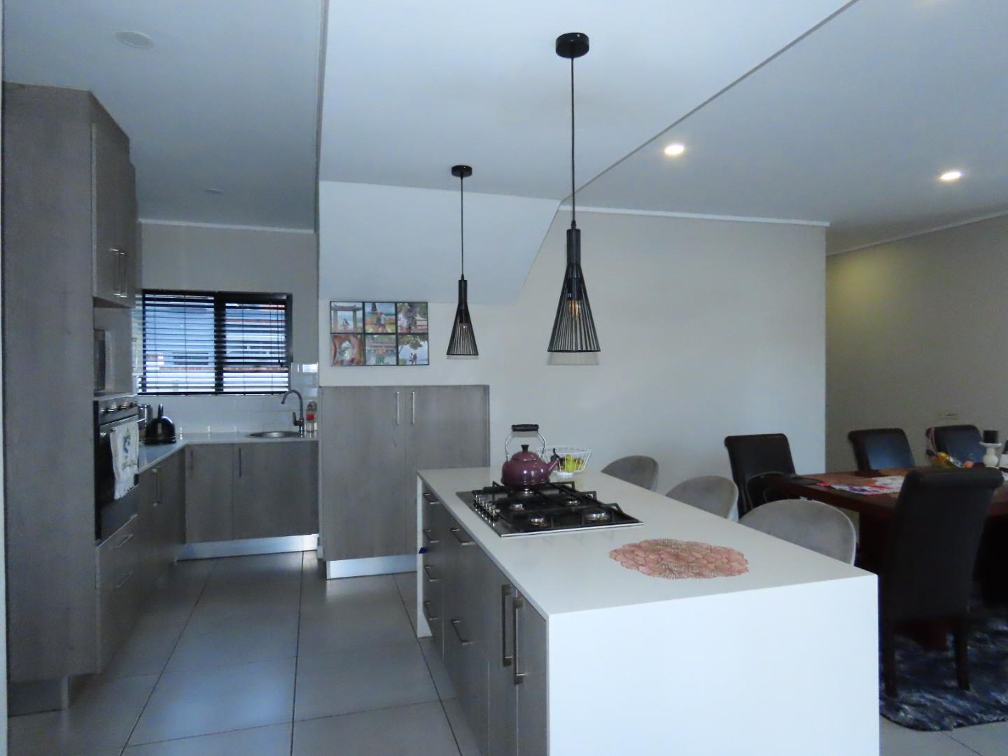 3 Bedroom Property for Sale in Maroeladal Gauteng