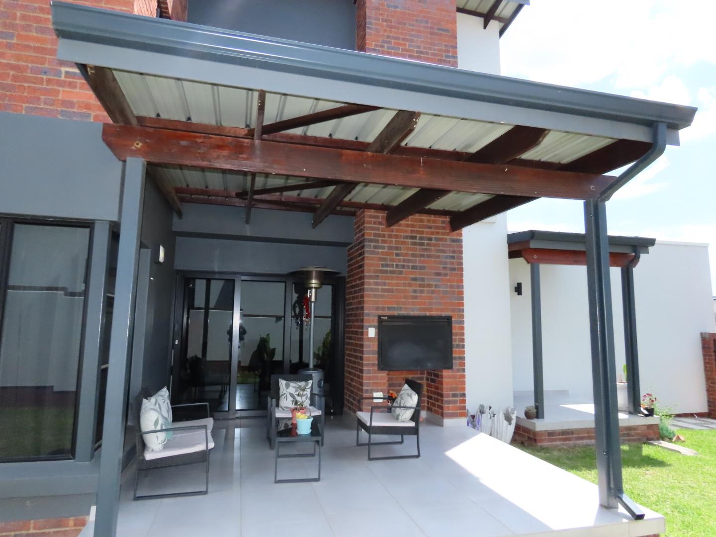 3 Bedroom Property for Sale in Maroeladal Gauteng