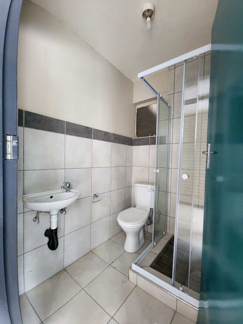 To Let 1 Bedroom Property for Rent in Sunnyside Gauteng