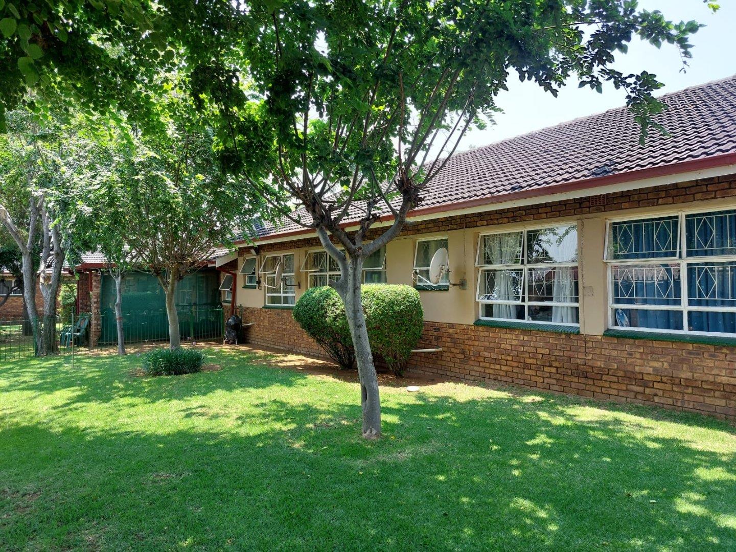 To Let 2 Bedroom Property for Rent in Mayberry Park Gauteng