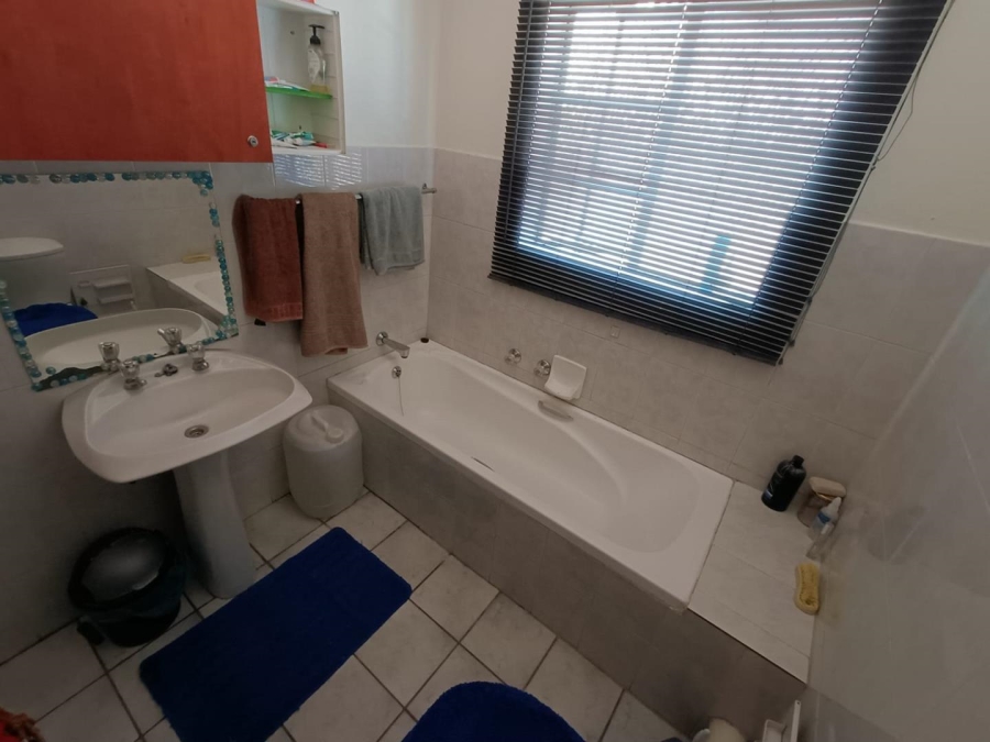 3 Bedroom Property for Sale in The Reeds Gauteng