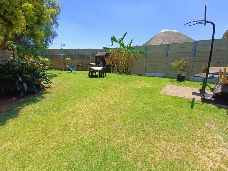 3 Bedroom Property for Sale in The Reeds Gauteng