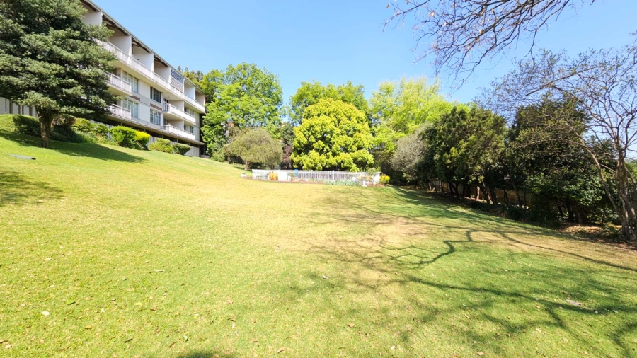 To Let 3 Bedroom Property for Rent in Glenadrienne Gauteng