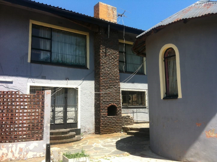 8 Bedroom Property for Sale in Observatory Gauteng