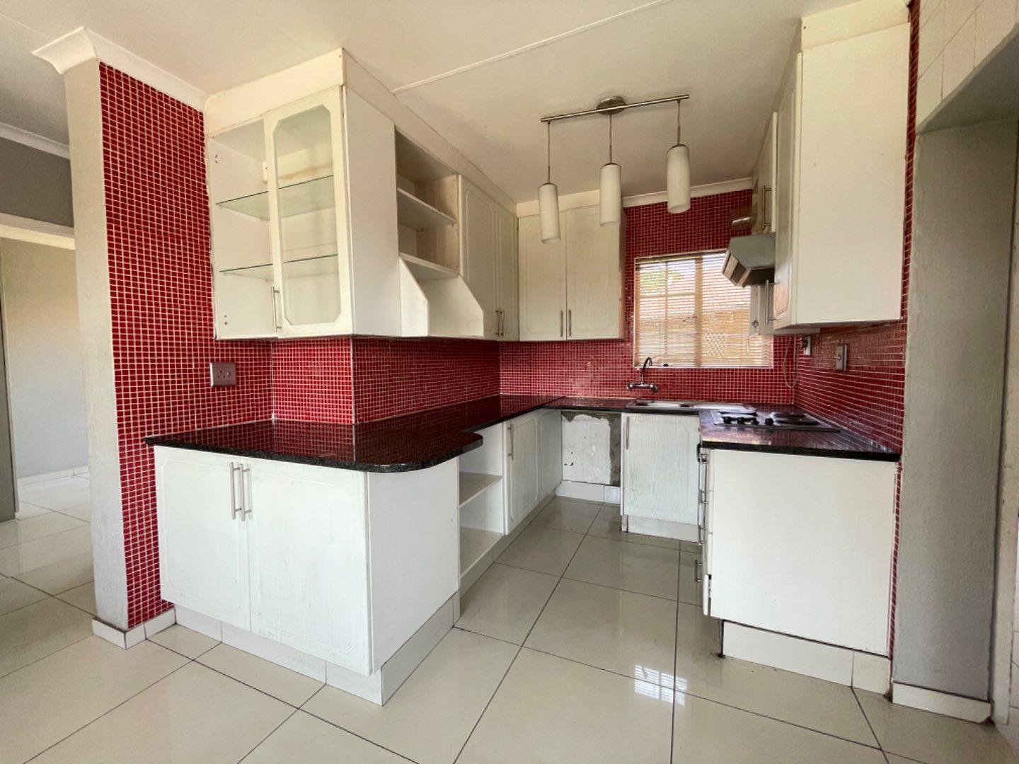 To Let 3 Bedroom Property for Rent in Terenure Gauteng