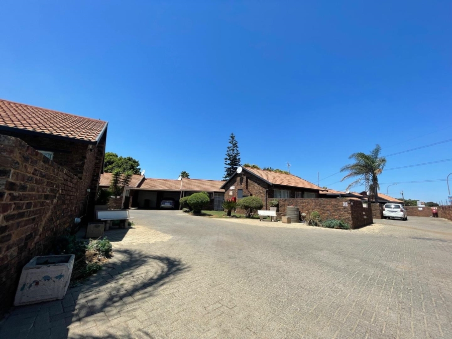 To Let 3 Bedroom Property for Rent in Terenure Gauteng