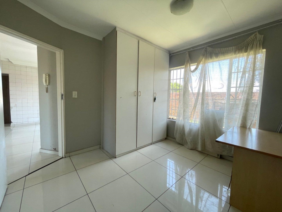 To Let 3 Bedroom Property for Rent in Terenure Gauteng