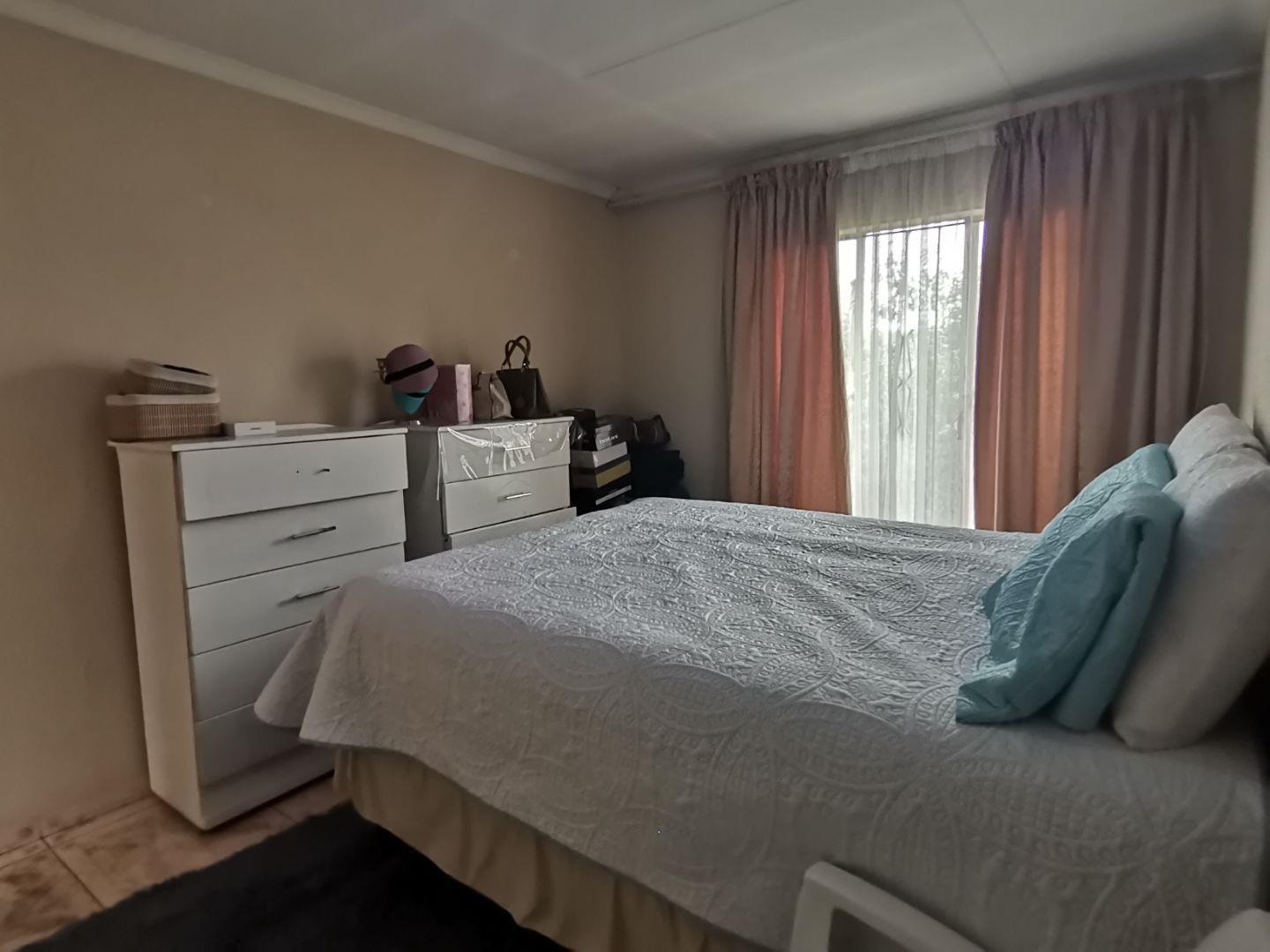 3 Bedroom Property for Sale in Ormonde Gauteng