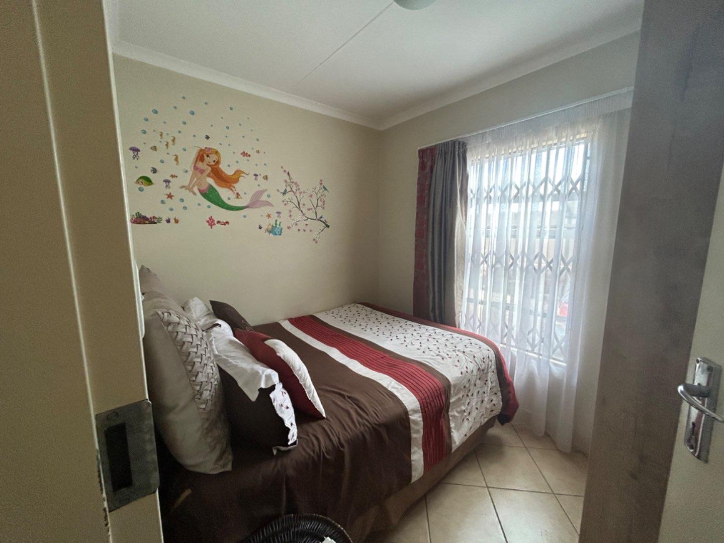 2 Bedroom Property for Sale in Kirkney Gauteng