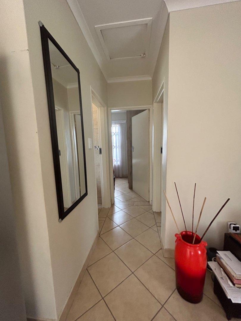 2 Bedroom Property for Sale in Kirkney Gauteng