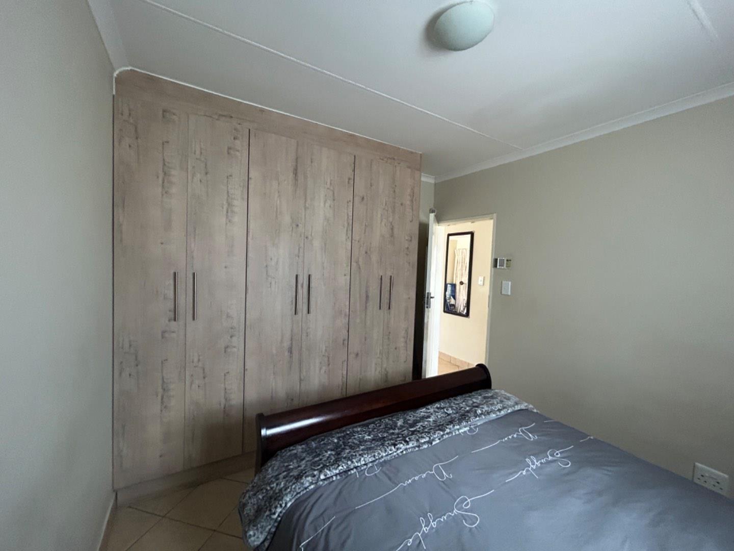 2 Bedroom Property for Sale in Kirkney Gauteng