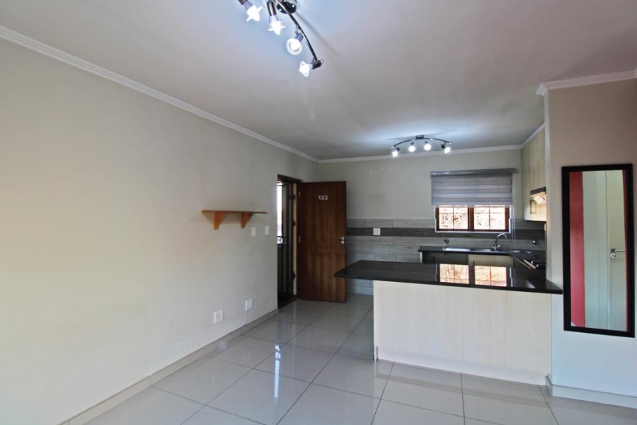 To Let 2 Bedroom Property for Rent in Rivonia Gauteng