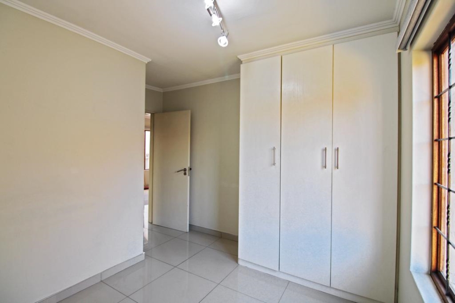 To Let 2 Bedroom Property for Rent in Rivonia Gauteng