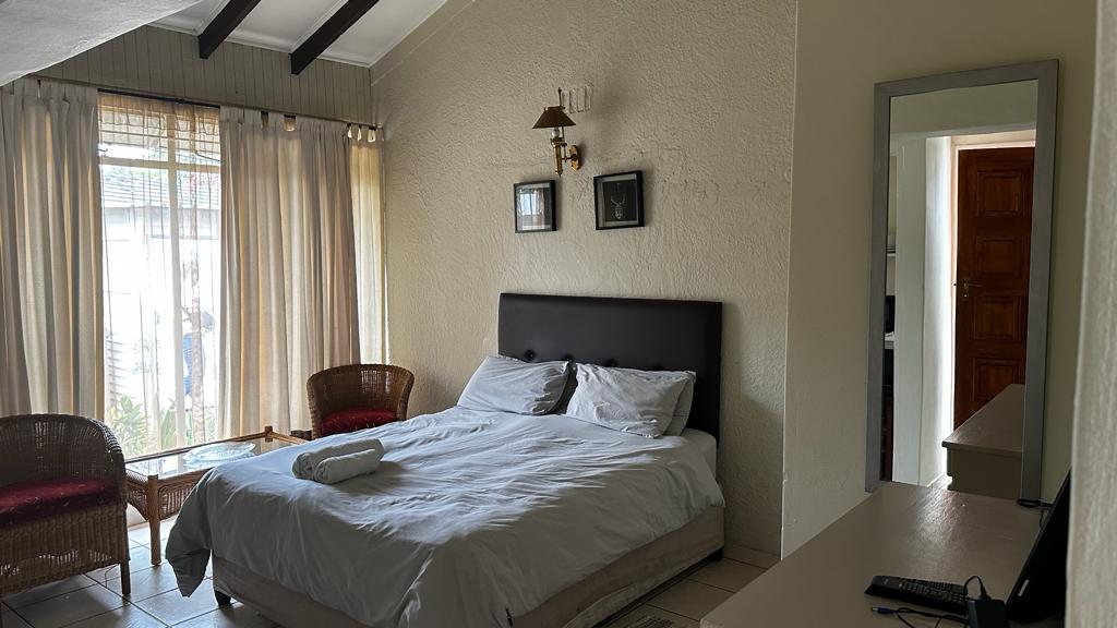 6 Bedroom Property for Sale in Monument Park Gauteng