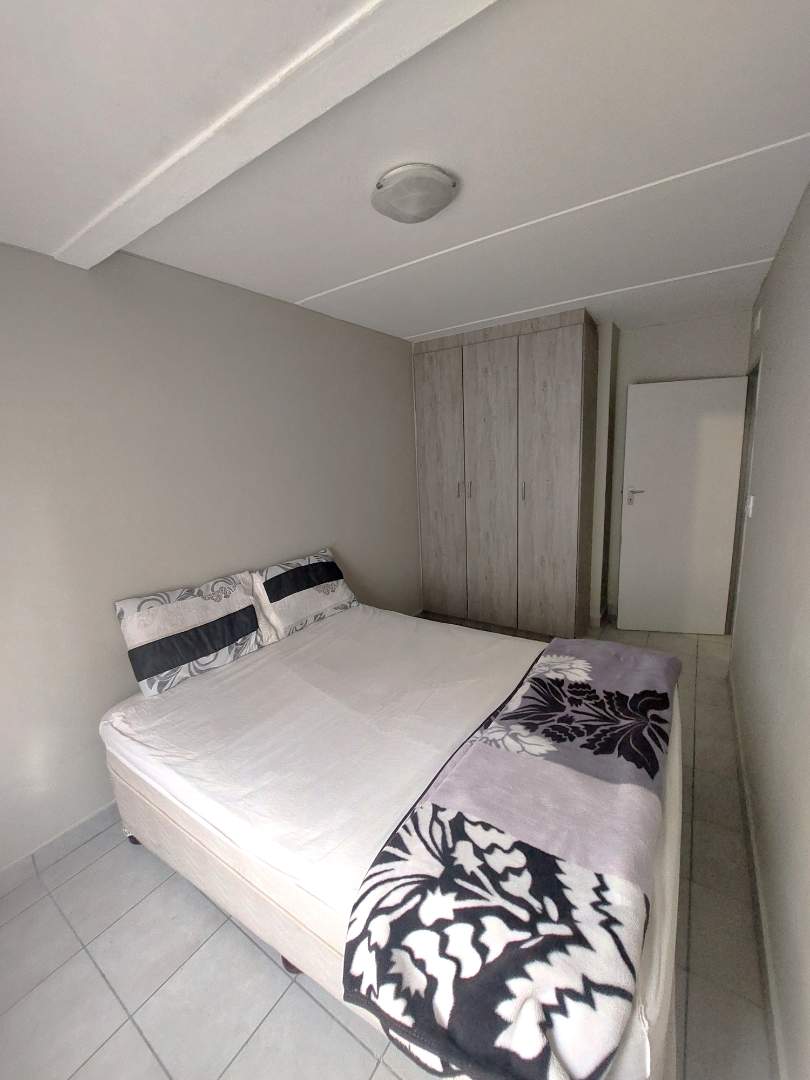 2 Bedroom Property for Sale in Heuweloord Gauteng