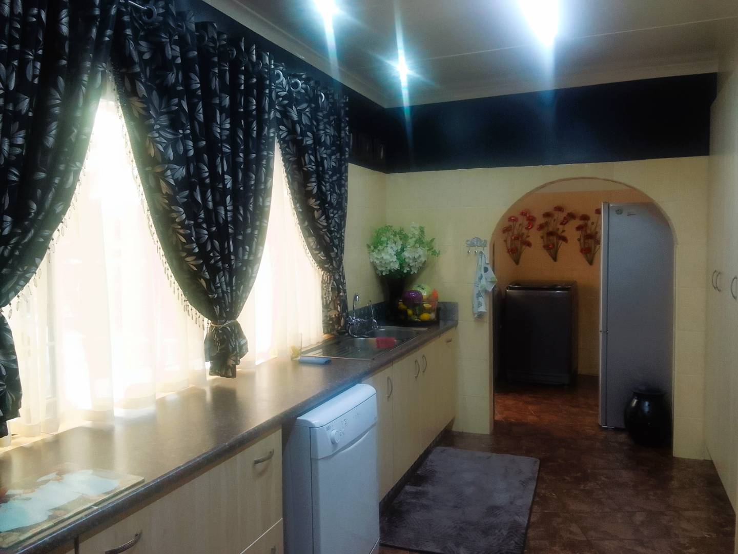 5 Bedroom Property for Sale in Greenhills Gauteng