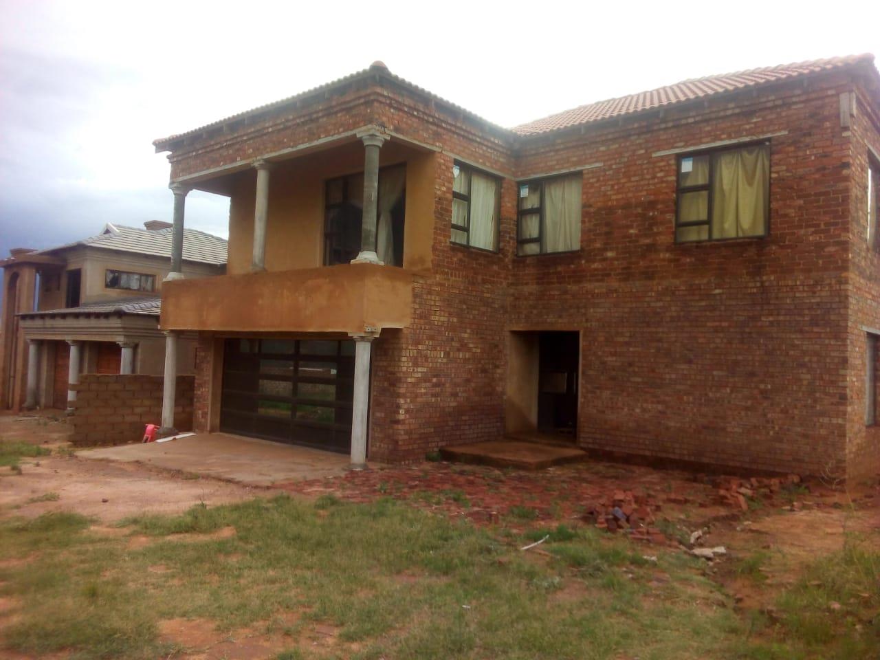 5 Bedroom Property for Sale in Mamelodi Gauteng