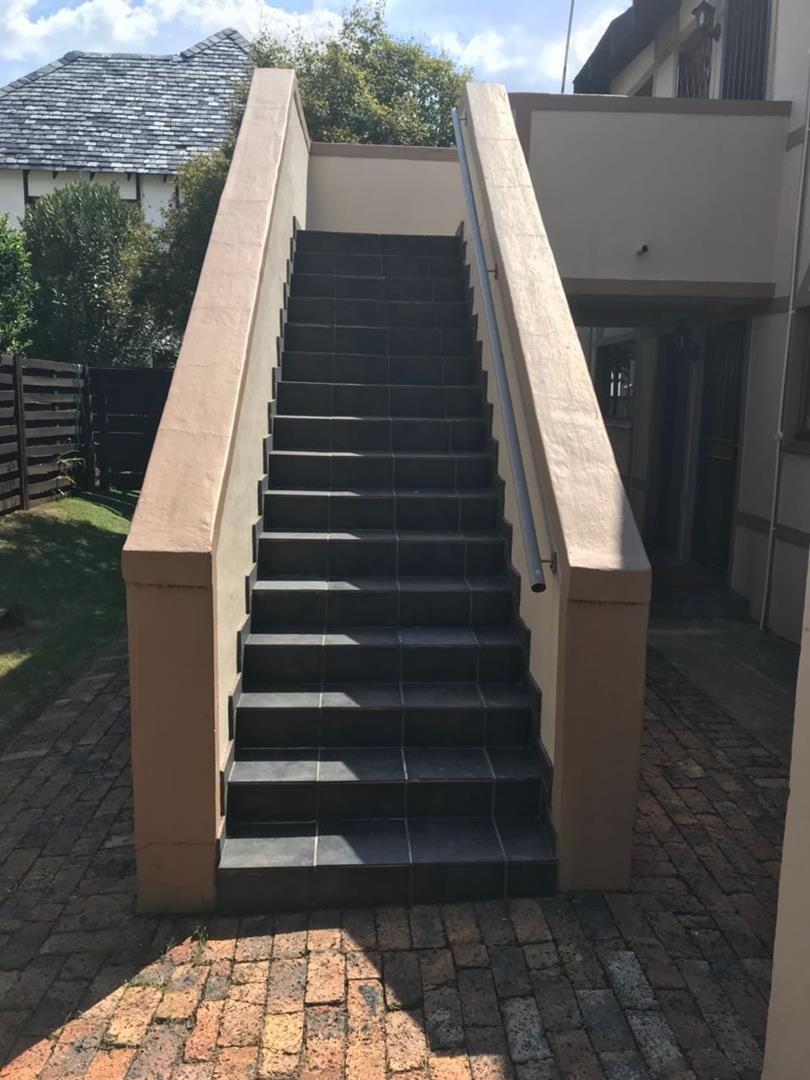 1 Bedroom Property for Sale in Sunninghill Gauteng