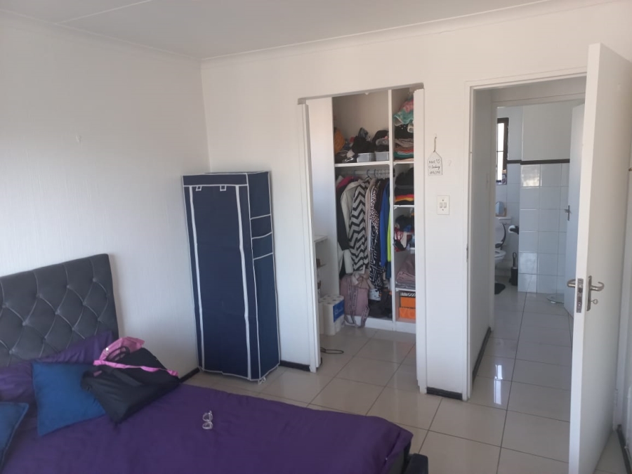 1 Bedroom Property for Sale in Sunninghill Gauteng