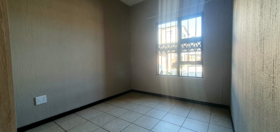 3 Bedroom Property for Sale in Wilgeheuwel Gauteng