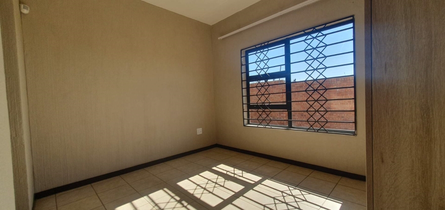 3 Bedroom Property for Sale in Wilgeheuwel Gauteng