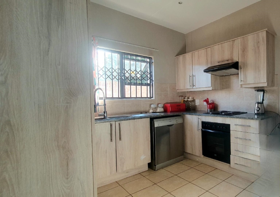 3 Bedroom Property for Sale in Wilgeheuwel Gauteng